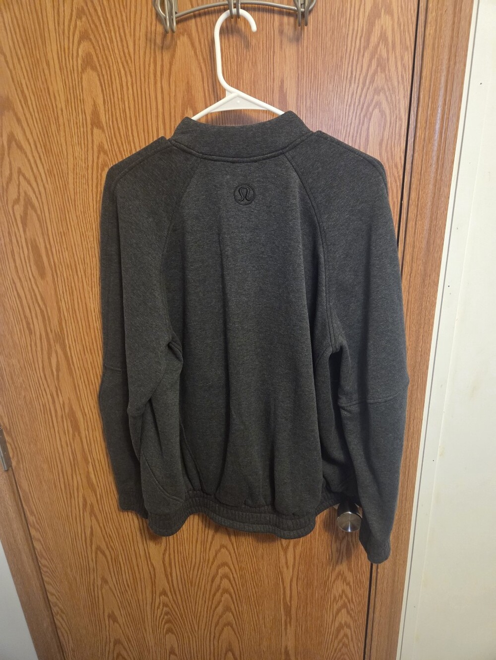 Lululemon Scuba Oversized Varsity Jacket Sz M/L Women's NWOT - Picture 6 of 7